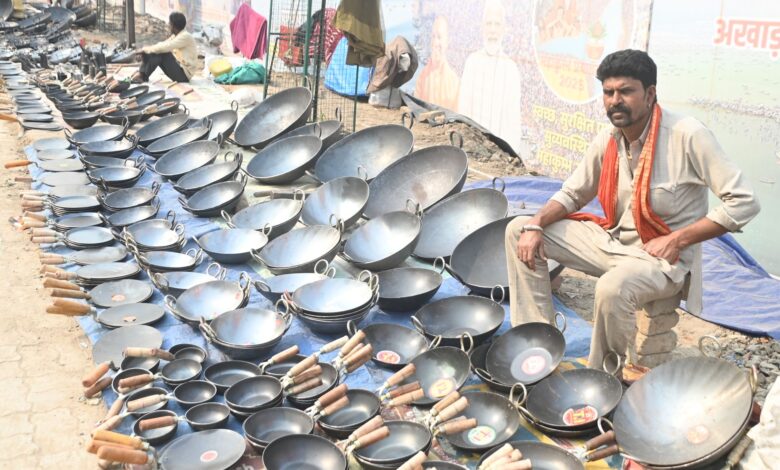 cast iron vs stainless steel vs hard anodised kadai Indian cooking