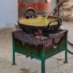how to check cast iron cookware quality before buying