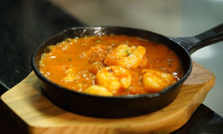 can cast iron be used for tomato gravy tamarind curry